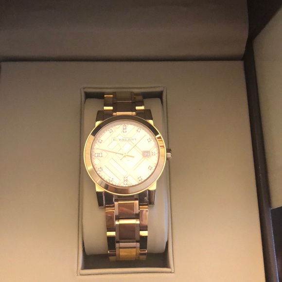 rose gold watch burberry